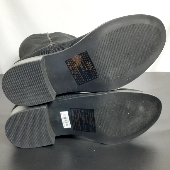 Torrid NWOT knee high black boots - Picture 6 of 10